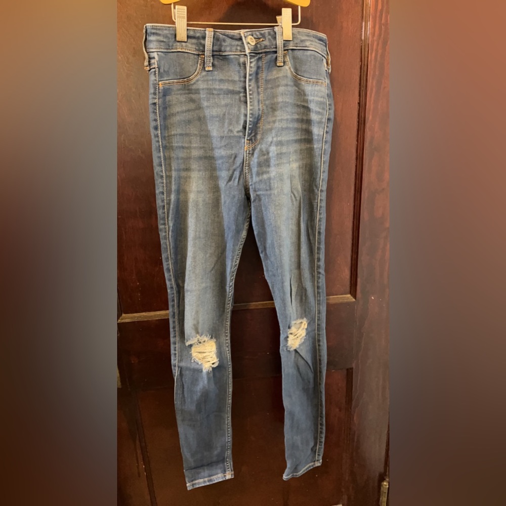 hollister jeans